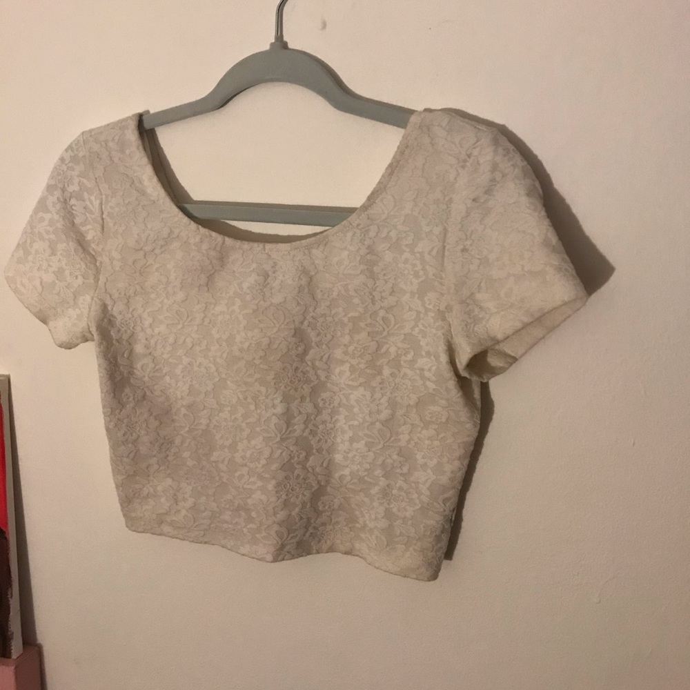Pretty floral embroidered white crop top